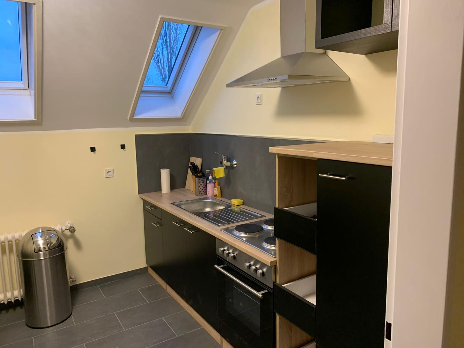 Vollausgestattete Kueche Monteurwohnung Wuppertal